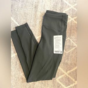 Lululemon Swift Speed HR tight 28” size 8